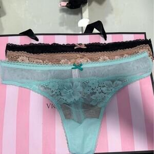Victorias Secret Panty Thongs